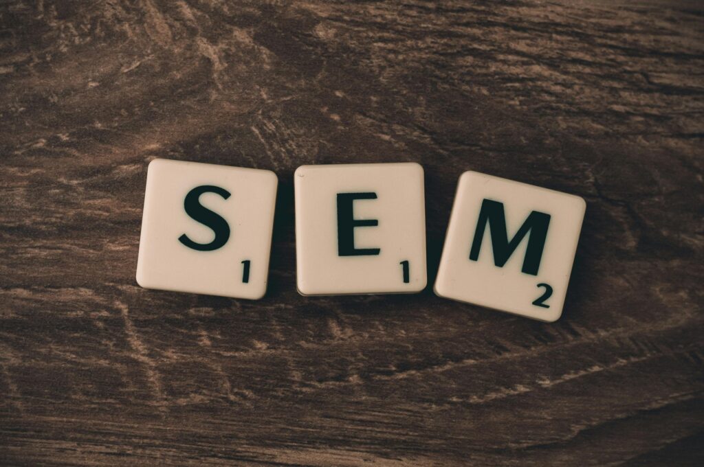 Difference Between SEM and SEO